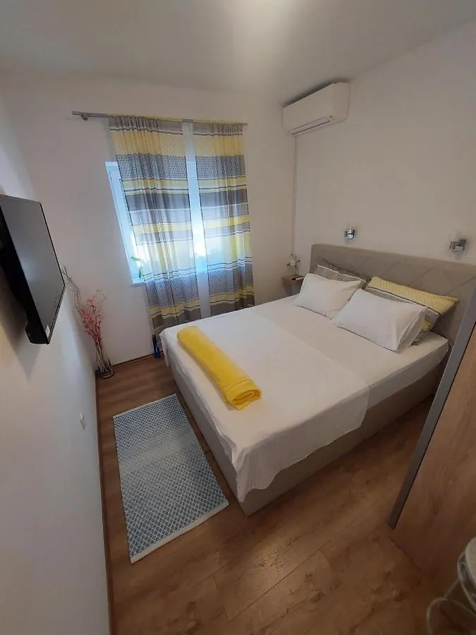 Rooms Nevenka Novi Vinodolski