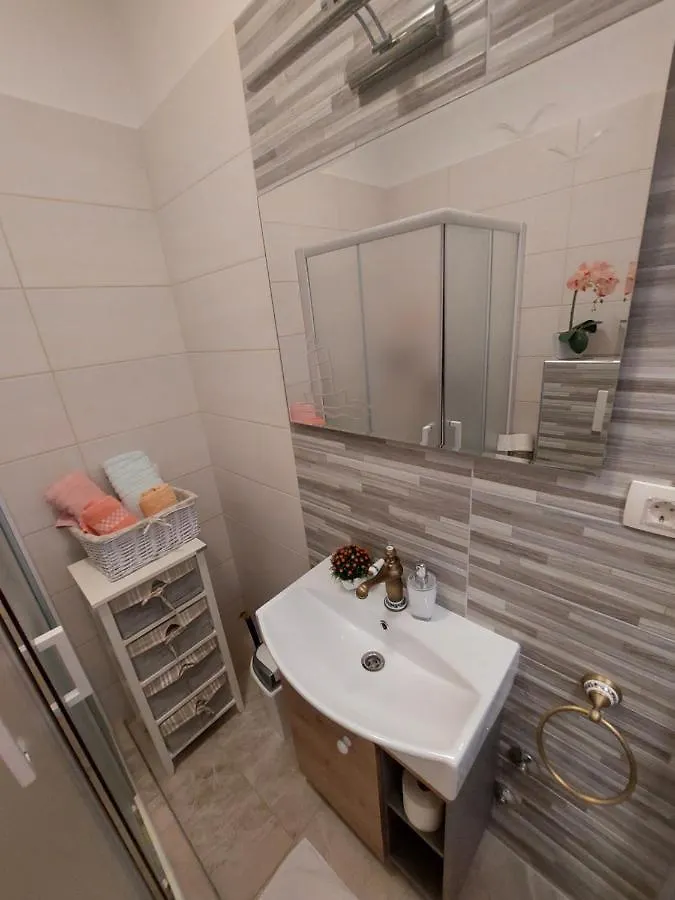 Rooms Nevenka Novi Vinodolski